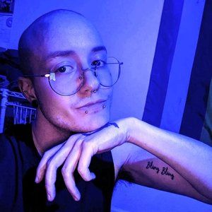 Meet your Posher, Clark